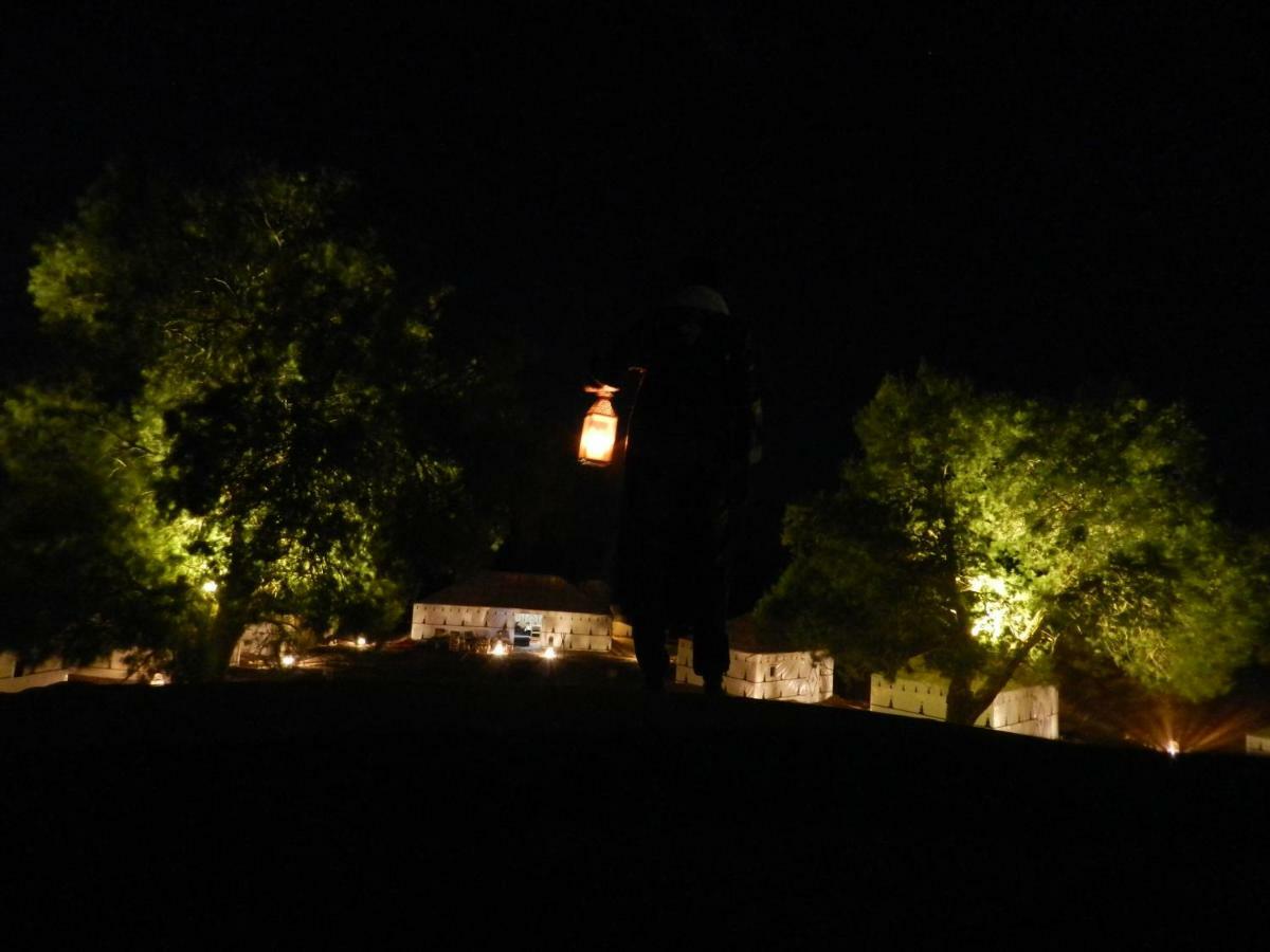 Prestigious Camp Hotel Мерцуга Екстериор снимка